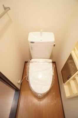 Toilet.  ☆ With Washlet ☆