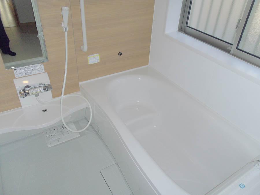 Bathroom. anytime, anywhere. To have received your contact can guide you ready within 30 minutes, We are ready at all times. Once it becomes the mind, To now.