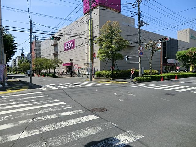 Shopping centre. 940m until ion Sengendai shop