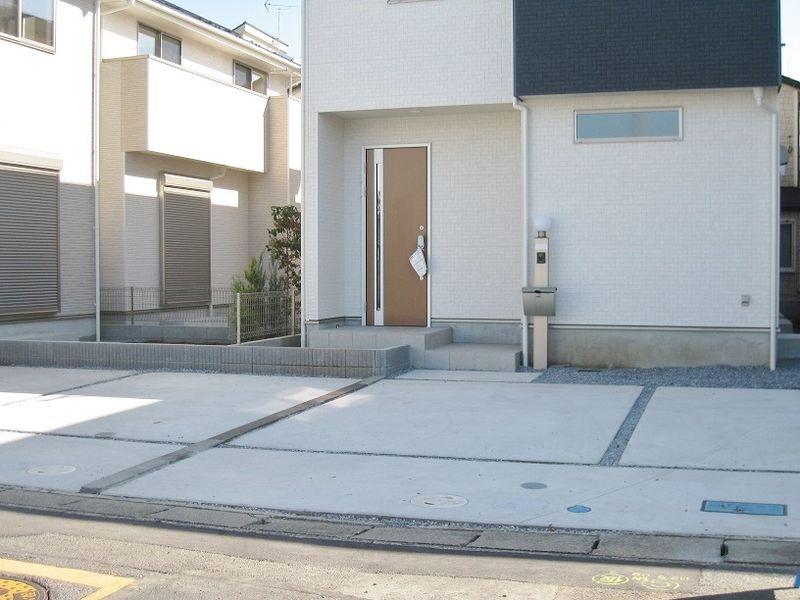 Parking lot