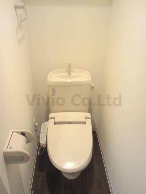 Toilet. Warm water cleaning toilet seat is equipped. 