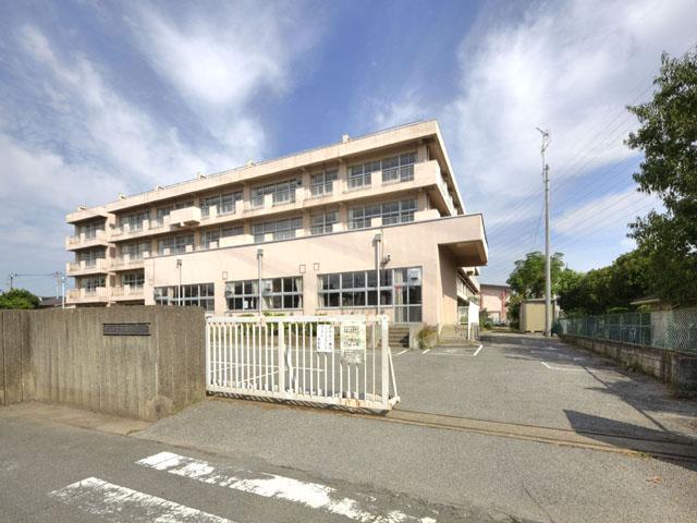 Primary school. Koshigaya Municipal Miyamoto Elementary School