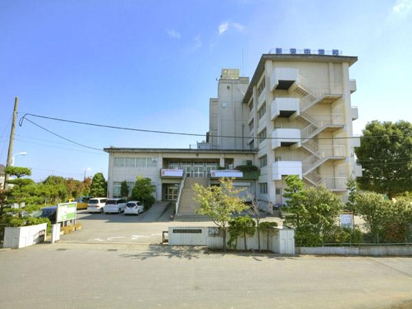 Junior high school. Koshigaya Municipal Shinyoung until junior high school 880m