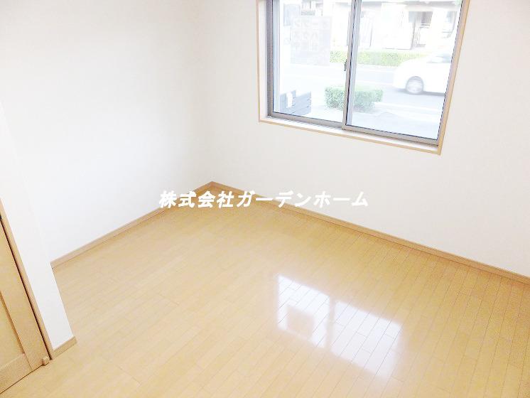 Non-living room. Spacious 6.9 of calm atmosphere tatami Western-style, You can enjoy one free time !!