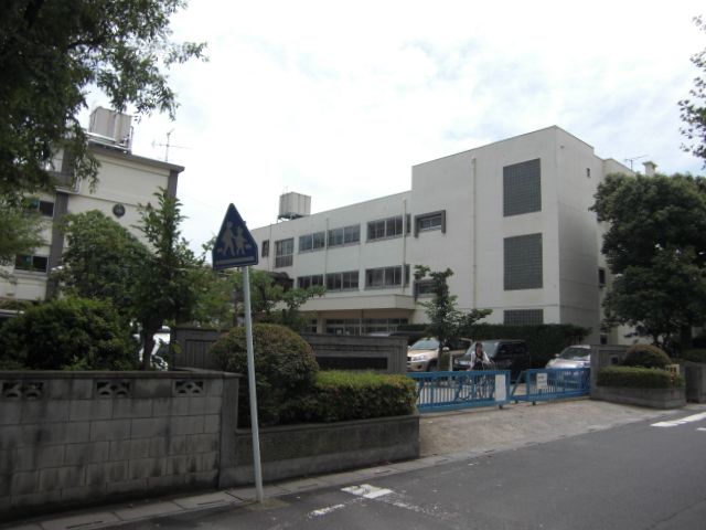 Primary school. Municipal Gamo second elementary school (elementary school) up to 200m