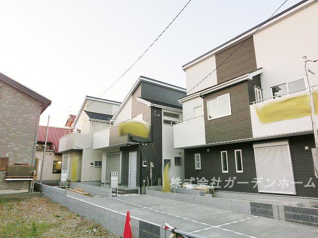 Local appearance photo. ■ By providing a car space on the south side, It was to realize a sunny location ■