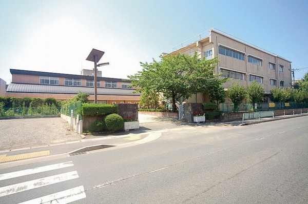 Municipal Minami Koshigaya elementary school about 80m