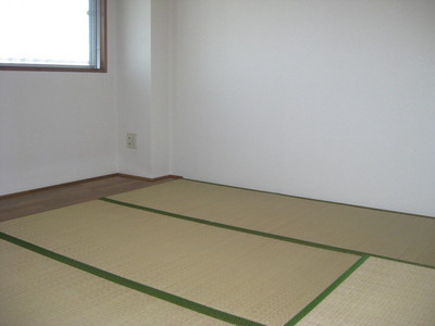 Living and room. I am happy in the Japanese-style room 4.5 Pledge futon faction