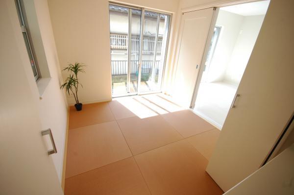 Same specifications photos (Other introspection). ◆ Same specifications Japanese-style room ◆ Once fashionable MAX square tatami of Ryukyu-style!