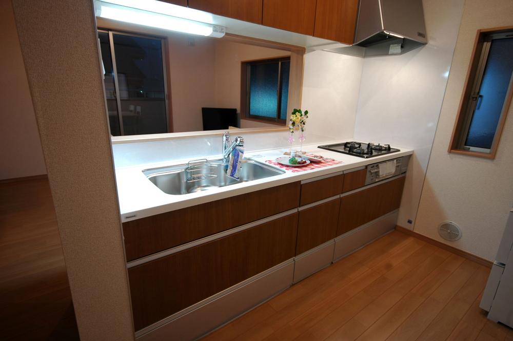 Kitchen. Becomes fun also dishes in the stylish face-to-face kitchen ◆ Vegetables arbitrariness My home in the body because the built-in water purifier is lucky ◆