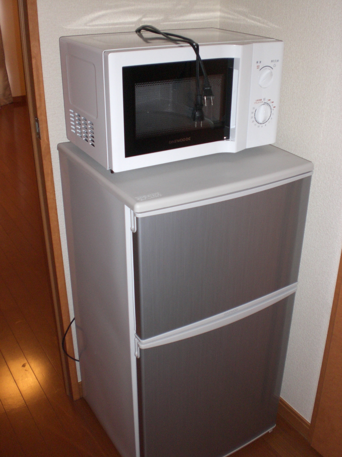 Other Equipment. refrigerator ・ There range