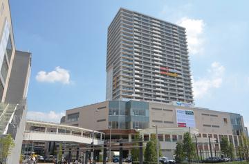 Shopping centre. Koshigaya 574m to Twin City A City