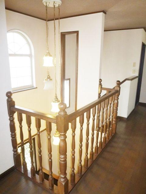 Other introspection. 2nd floor hall