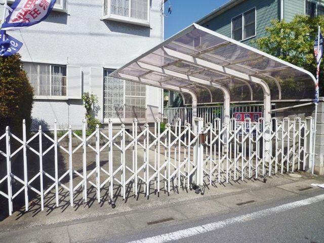 Parking lot