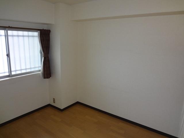 Non-living room