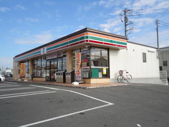 Convenience store. 1500m to Seven-Eleven