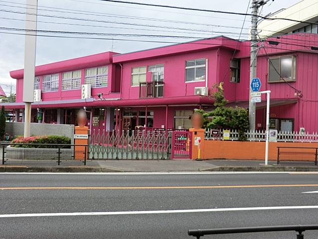 kindergarten ・ Nursery. Second Isleinn to kindergarten 320m