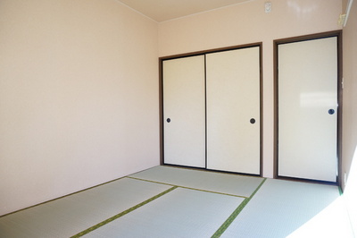 Living and room. Japanese-style room 6 quires