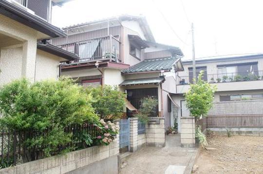 Local appearance photo. Building appearance