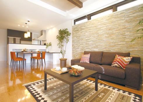Living. No.10-7 LDK