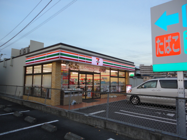 Convenience store. Seven-Eleven Higashikoshigaya 6-chome up (convenience store) 434m