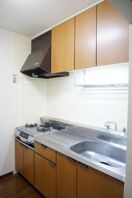 Kitchen. Storage cabinets with kitchen