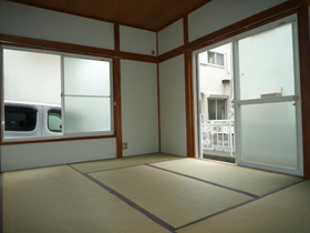 Living and room. Japanese-style room. It is a two-sided highest
