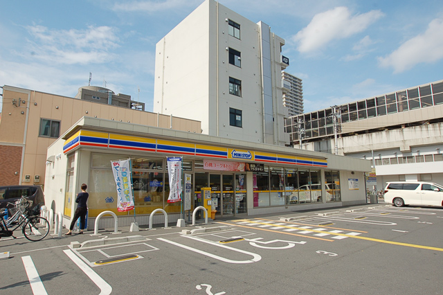 Convenience store. MINISTOP Etsuketani 1-chome to (convenience store) 47m