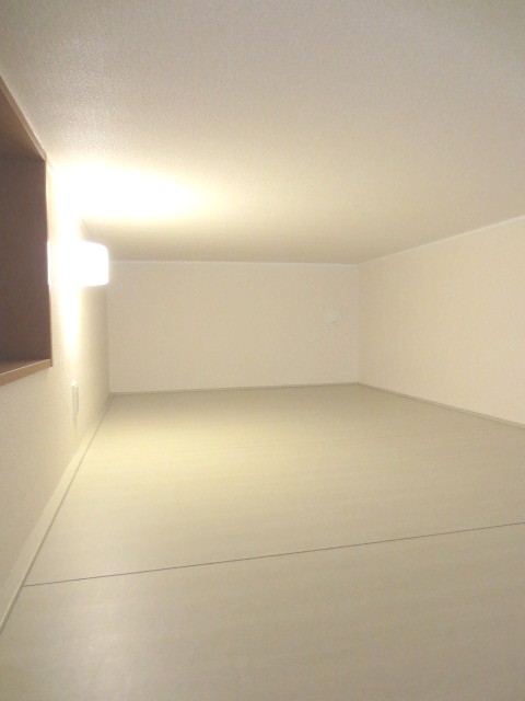 Other room space