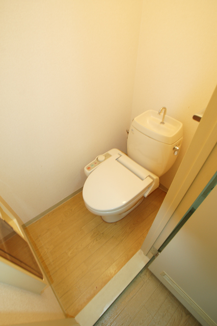 Toilet.  ☆ Convenient and comfortable bidet ☆