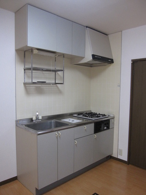 Kitchen. Storage cabinet is plenty of system Kitchen