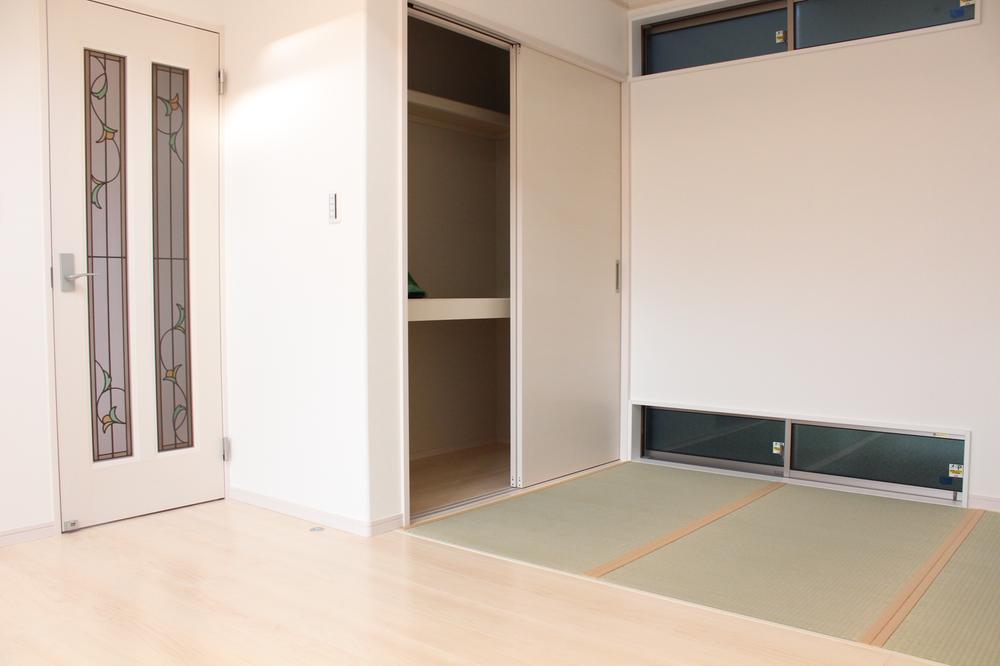 Non-living room. Little Gorori! Tatami space
