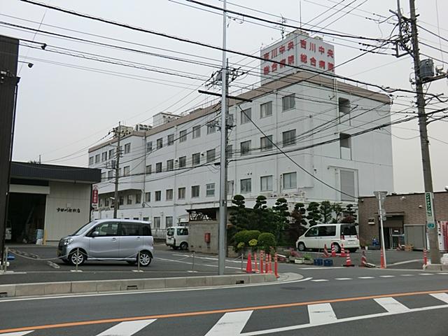 Hospital. 1818m until the medical corporation Association of cooperation Tomokai Yoshikawa Central General Hospital