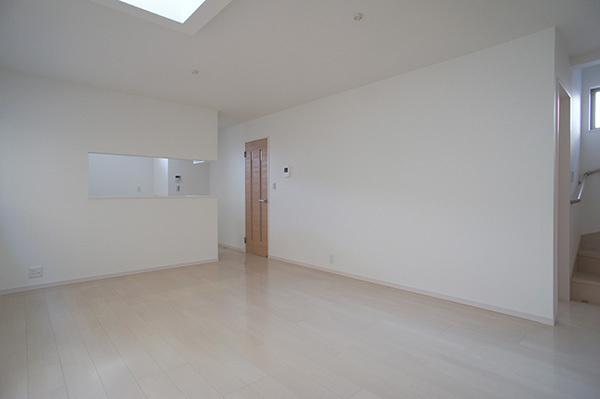 Living. Building 3