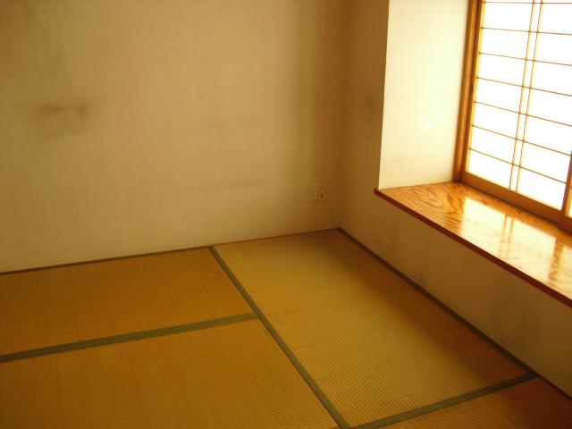 Non-living room. Japanese style room