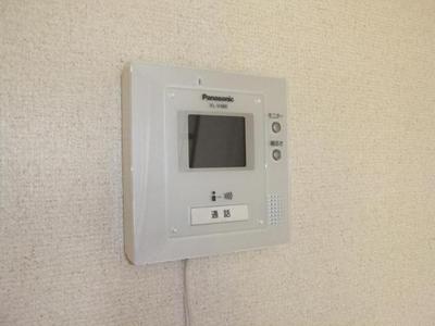 Other Equipment. A convenient safe for sudden visitors. TV monitor is equipped with intercom