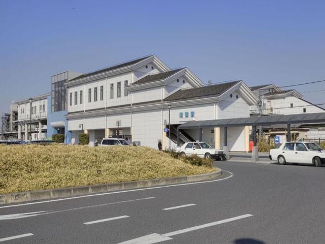 station. 1200m to Kurihashi Station