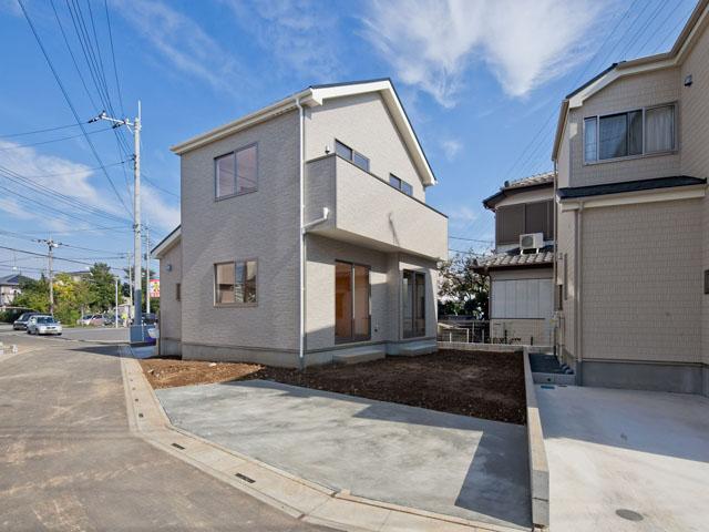 Local appearance photo. Local (11 May 2013) Shooting F Building