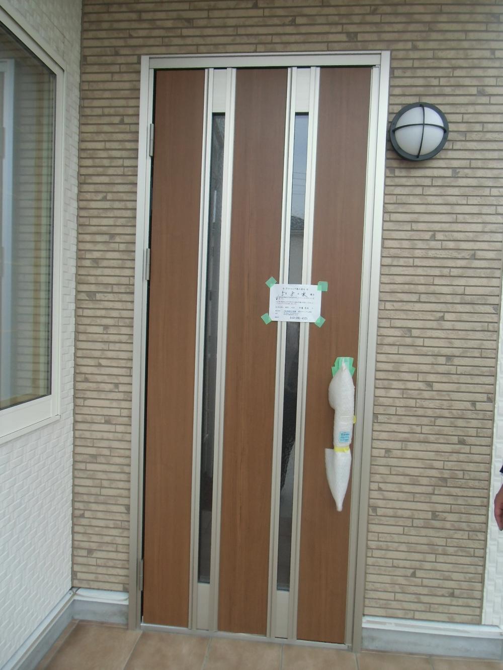 Entrance. Card key specification