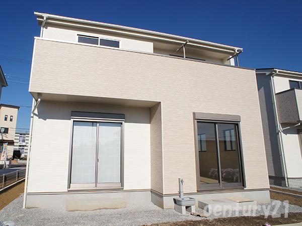 Local appearance photo. Local (11 May 2013) Shooting Building 2