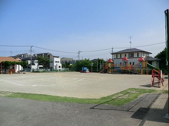 kindergarten ・ Nursery. 1880m to the school corporation Aoki Gakuen certification children Garden Sakurada kindergarten