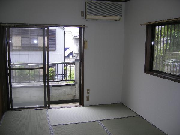 Living and room