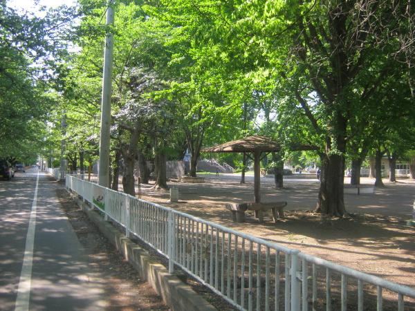 park. 900m until Arakawa park (park)