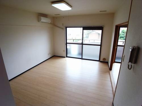 Living and room. LDK Interior is fashionable to renovation completed