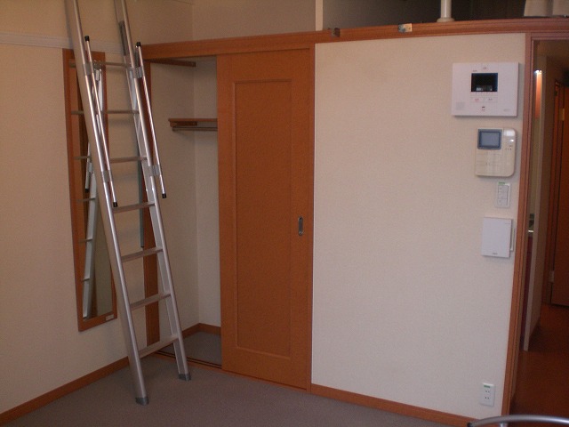 Other room space