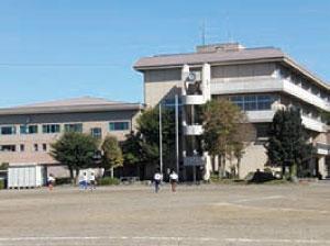 Junior high school. Municipal Fujimi until junior high school 450m