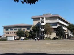Junior high school. Fujimi 1500m until junior high school Walk to the spacious schoolyard of a junior high school in 19 minutes