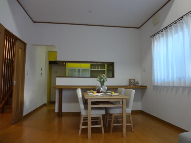 Living. Fully furnished