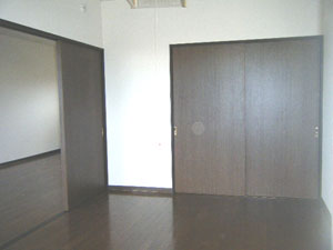 Other room space. Western-style room is housed with