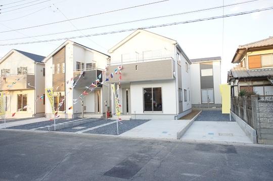 Local appearance photo. Building appearance